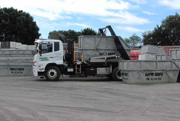 New Rapid Skips truck delivering skip bin hire in Bulli area on NSW South Coast